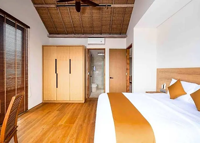 ホテル Zephirantes 4 Bedroom Private Pool Canggu Su18